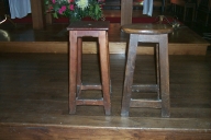 Ensemble de 2 tabourets d'église