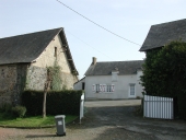 Ferme actuellement maison, 17 rue de l'Abbaye (Nouvoitou)