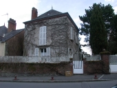Maison, 13 rue Sainte-Croix (Châteaugiron)