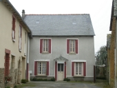 Maison, 2 rue des Champs des cours (Saint-Domineuc)