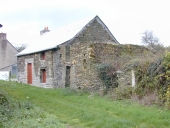 Alignement de maisons et fermes, la Colunais (Renac)