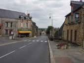 Grande Rue ;  rue de la Gare (Langon)