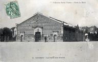 Halle aux grains, place de la République (Vannes)