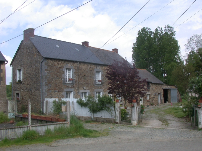 Ferme, le Village (La Chapelle-aux-Filtzméens)