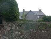 Maison, rue Duguesclin (La Ville-ès-Nonais)