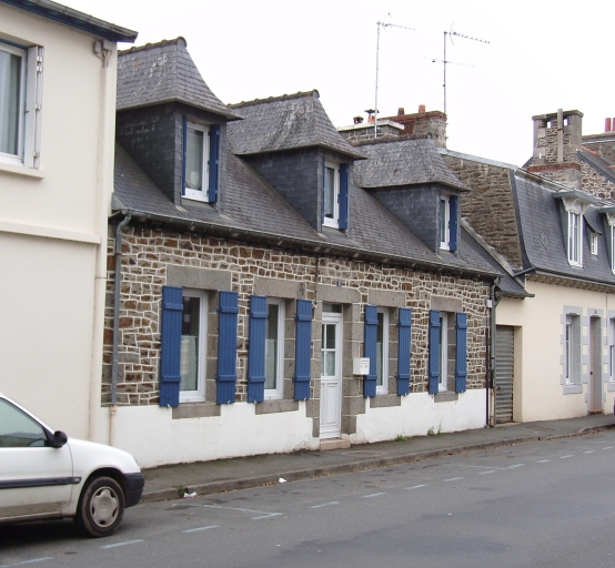 Maison, rue du Commerce (Plérin-sur-Mer)