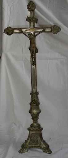Croix d'autel