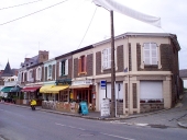 Ensemble de sept magasins de commerce, 2-12 boulevard de la Houle (Saint-Briac-sur-Mer)