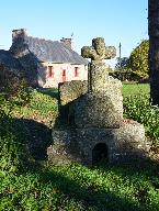 Fontaine de dévotion de la chapelle Notre-Dame-des-Vertus (Bertu)