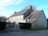 Alignement de maisons, Caridan (Miniac-Morvan)