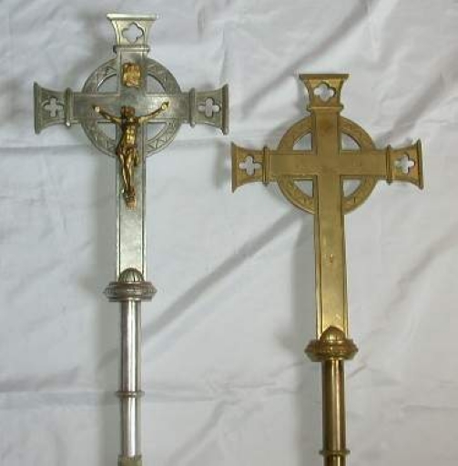 Paire de croix de procession