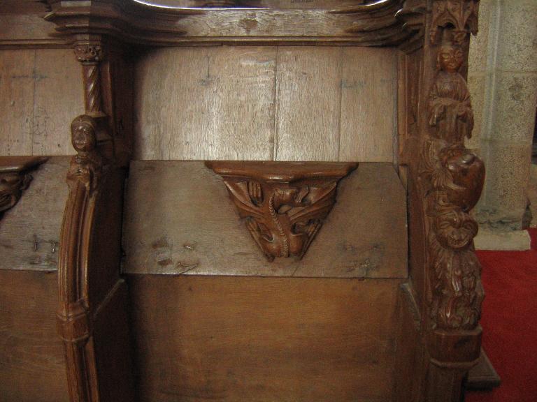 Cathédrale Saint-Tugdual : stalle 24