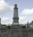 Monument aux Morts pour la Patrie, place du 8 Mai 1945 (Morieux fusionnée en Lamballe-Armor en 2019)