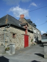 Ferme, 5 rue du Stade, les Rochers (Vergéal)