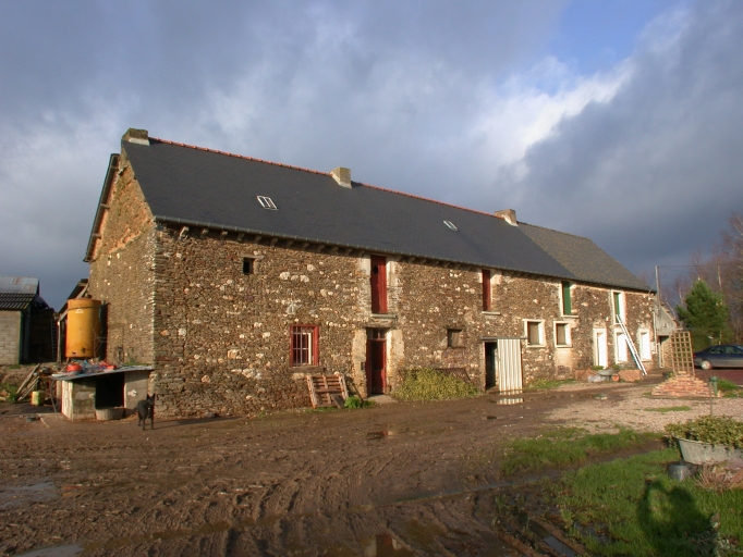 Ferme avec alignement de plusieurs logis, Percoult (Iffendic)