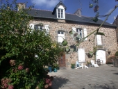 Ferme, les Rouesis, 08 rue des Rouesis (Saint-Suliac)