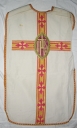 Ornement blanc 2 : chasuble, voile de calice, étole et bourse de corporal
