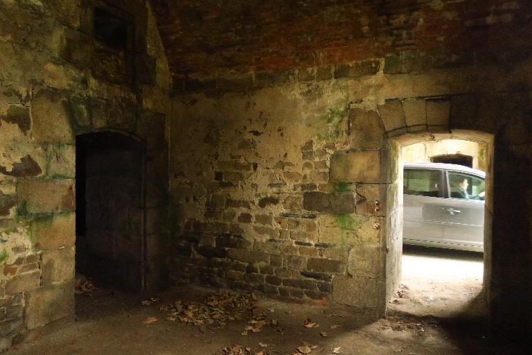 Porte de Bangor, enceinte urbaine (Le Palais)