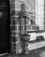 Bénitier, église paroissiale Saint-Hervé (Lanhouarneau)