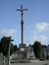 Croix de cimetière, place Notre-Dame (Argentré-du-Plessis)