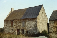 Les maisons et fermes sur la commune de Saint-Pern