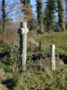 Croix de chemin, la Vallée de la Bénelais, près du Grand Bas Chemin (Cuguen)