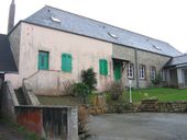 Conserverie de sardines Caradec, actuellement forge Bescou, avenue du Général Leclerc, le Styvel (Camaret-sur-Mer)