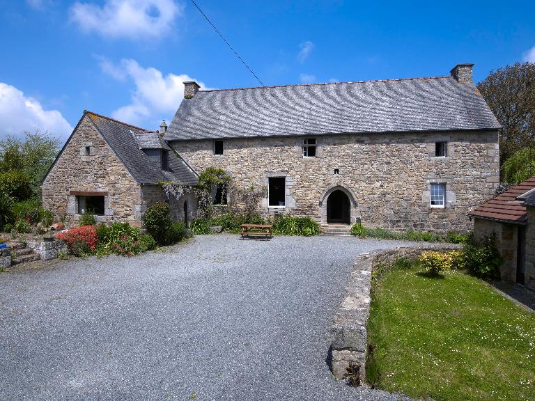 Manoir de Kerloscant (Caouënnec-Lanvézéac)