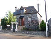 Maison, 1 rue de la Coutûme, le Vieux Bourg (Miniac-Morvan)