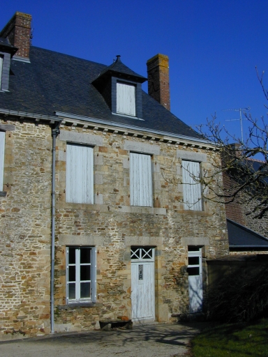 Maison, rue du Docteur Ricoux (Domalain)