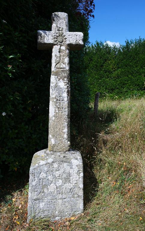 Croix monumentale, la Couvaillère (Tremblay fusionnée en Val-Couesnon en 2019)