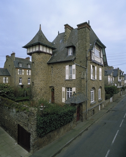 Maison de villégiature dite la Cancalaise, 20 rue Robert Surcouf ; 23 rue de la Marine (Cancale)