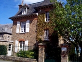 Maison de villégiature dite les Falaises, 19 rue Robert Surcouf (Cancale)
