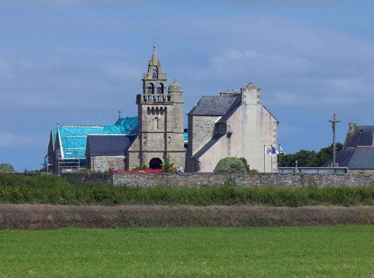 Eglise paroissiale Saint-Pierre (Coatréven)