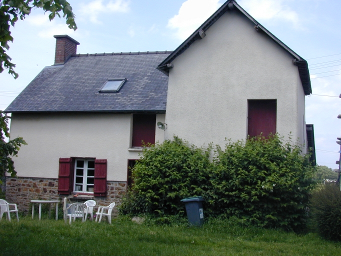 2ème ferme, la Croix Rompue (Feins)