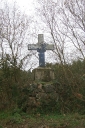 Croix de chemin dite "la Croix Bleue", près de la Mézerette (Ercé-près-Liffré)