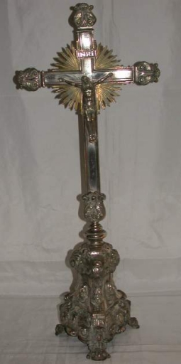 Croix d'autel