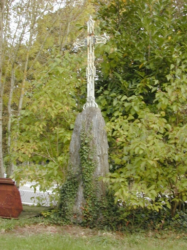 Croix monumentale, Bel-Air (Saint-Just)