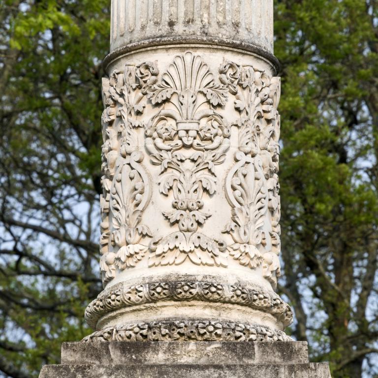 Colonne monumentale, dite de Vanneau-Papu, Parc du Thabor (Rennes)