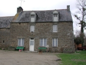 Ancienne ferme, Ferdrue (Bonnemain)