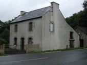 Ferme, près de la Ruée (Bains-sur-Oust)