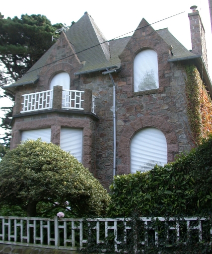 Maison dite Roch Ael, chemin de la Messe (Perros-Guirec)