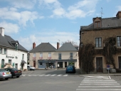 Maisons commerciales, 4-8 avenue Le Brix (Pacé)