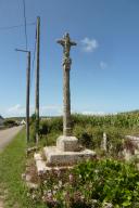 Croix de chemin dite "de Kermalero" (Primelin)