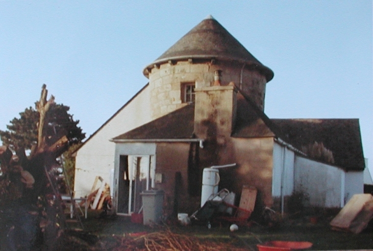 Ancien moulin à vent de Trovern, 15 résidence du Moulin de Trovern (Trébeurden)