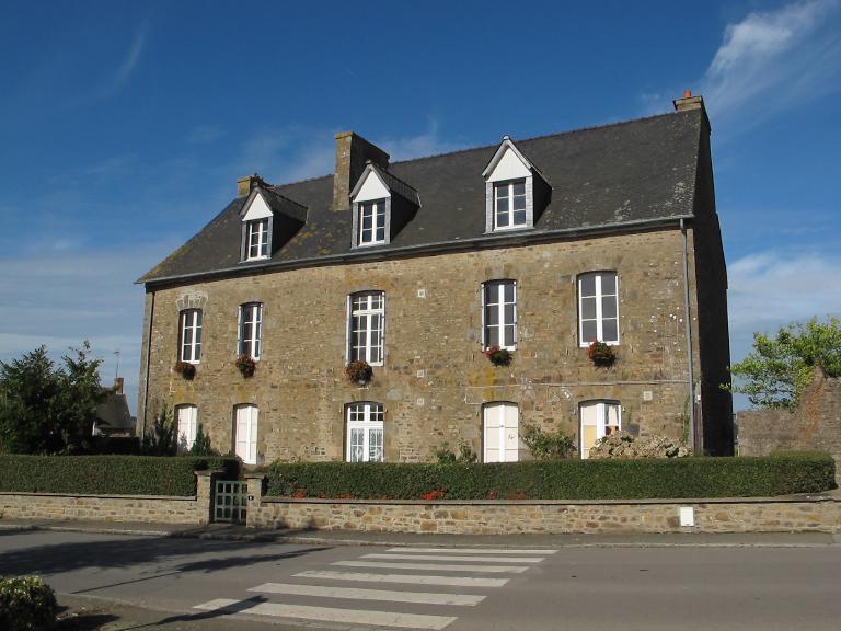 Presbytère (Luitré fusionnée en Luitré-Dompierre en 2019)