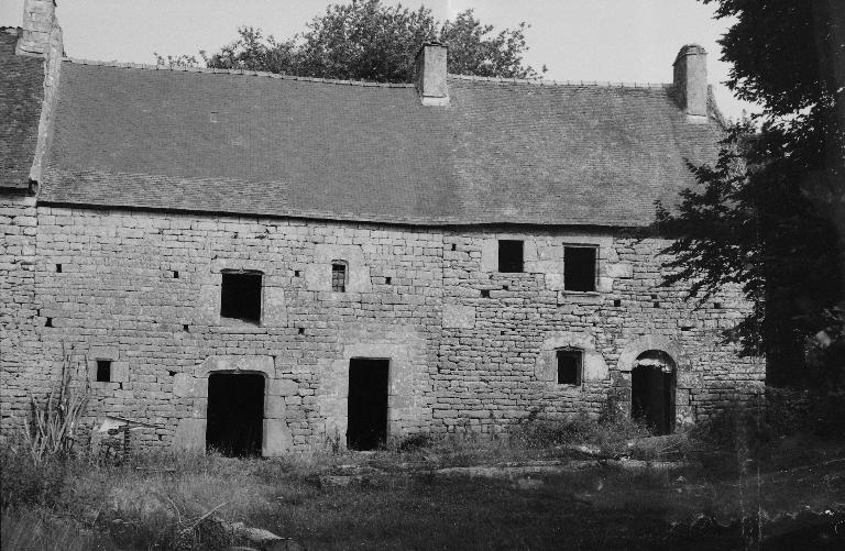 Maison 2, la Ville au Lau (Cruguel)