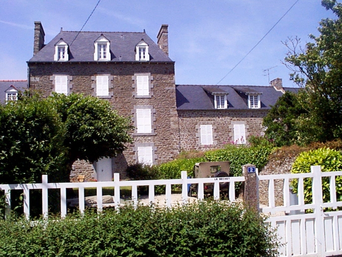 Demeure dite Ker Mado, 2-4 rue des Mimosas (Saint-Briac-sur-Mer)