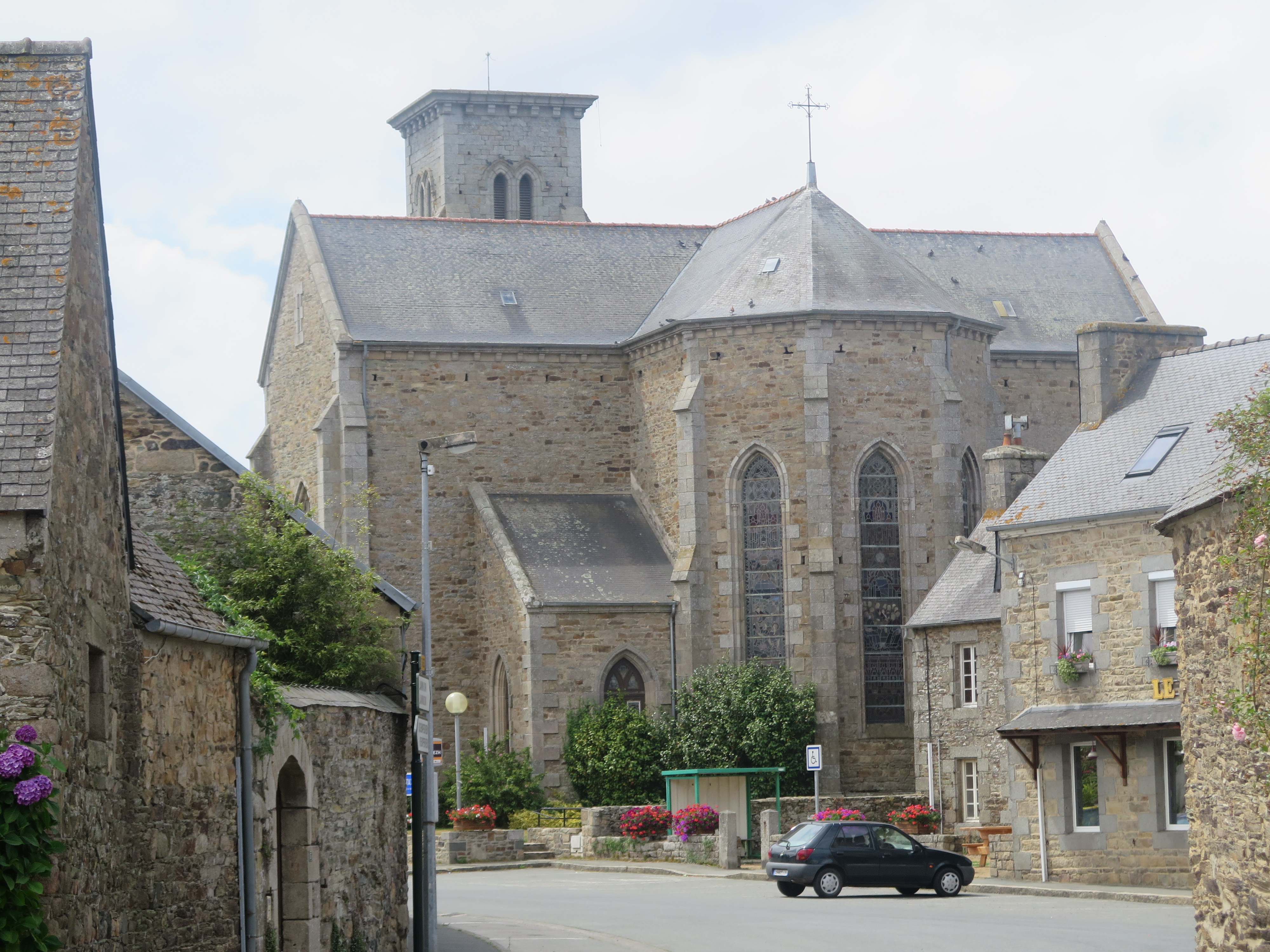 Église paroissiale Saint-Pierre et Saint-Paul (Rospez)