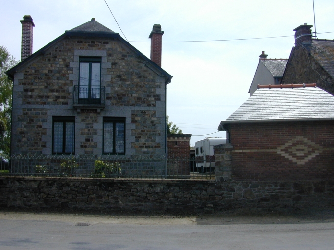 Maison, 14 rue des Ecoles (Feins)